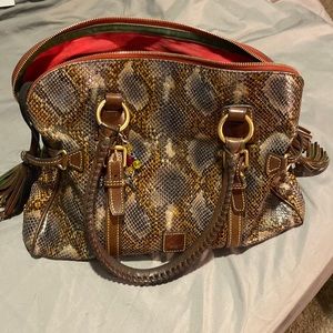 Snake print purse with red interior 😍